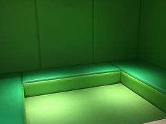 -爱睿思儿童早教亲子游泳(万象城店)