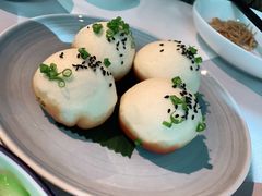 生煎馒头-屋里厢上海菜馆