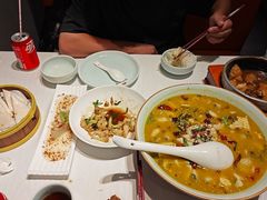 -江城小馆陕南妈妈菜·全球旅行餐厅(钟楼店)