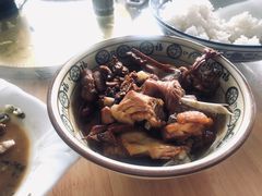 红烧土鸡-领鲜土菜馆