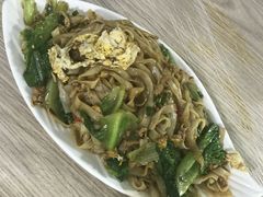 -覃记海鲜美食餐厅