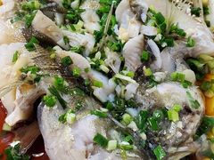 抱腌鲈鱼-小乡小镇·传承桐庐土菜·老板亲自烧的菜