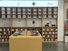-华为授权体验店(上坤上街购物中心)