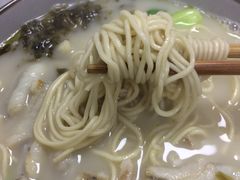 -明呈黄鱼面馆(斜土路店)