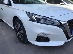 -畅通航行汽车钣金喷漆 无痕修复·局部喷漆