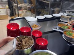 -铁锅哥米线