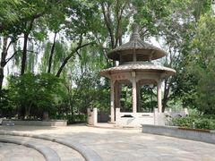 -玲珑塔公园