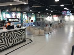 -极限PLAY运动娱乐新世界·团建派对表演休闲馆·室内高空游乐园