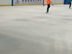 -陈露国际冰上中心(天津嘉里汇店)