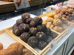 -西树泡芙(湖滨银泰in77B区店)