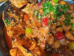 -鸣记脆皮烤鱼·海鲜烤鱼(三八广场店)