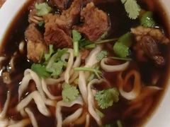 -清真吴记门钉肉饼·喜多利