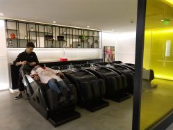 -AYO SALON