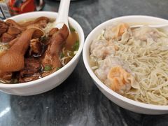 猪手汤面-周门传统竹升面