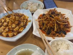 -惠丰门丁肉饼店