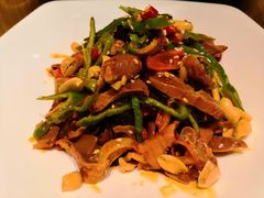 -袁小二大东北铁锅炖(吉祥村总部)