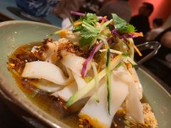 羊毛工镇凉皮-丝路金桃·新疆菜(徐汇店)