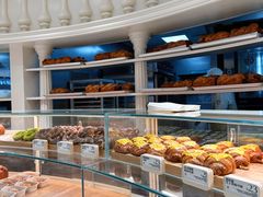 -HOT CRUSH趁热集合·现烤面包(环球港店)