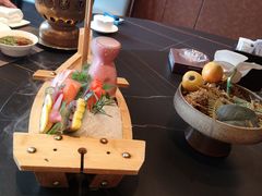 -鼎泰亨·海鲜牛肉餐厅(滨江店)