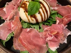 布拉塔芝士球-IL TEATRO 精品意大利餐厅