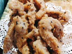 -老牌坊云南鱼豆花火锅(哈西万达店)