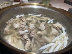 -喃喃椰·糟粕醋·椰子鸡火锅(七堡花园店)