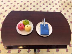 -深圳富苑皇冠假日套房酒店