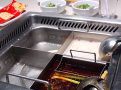 -海底捞火锅鲜切牛肉主题店(长寿路店)