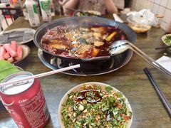 -黄潇洒老火锅(九眼桥宏济巷店)