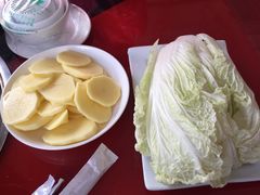 -南渝食府.墨脱石锅松茸鸡
