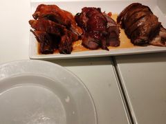 -新大咀港式茶餐厅(宝山万达店)
