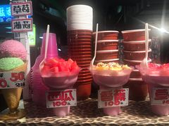 -六合夜市