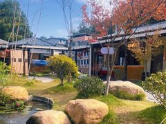 -湘力力小院·鱼汤泡饭(枫林路店)