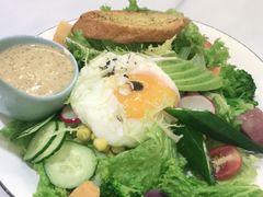 -丽莎沙拉轻食餐厅(国贸店)