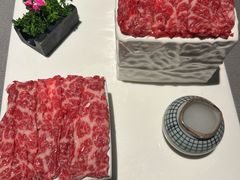 -左庭右院鲜牛肉火锅黑金店(陆家嘴中心店)