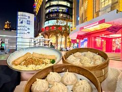 -馋三尺蟹粉小笼(人民广场店)