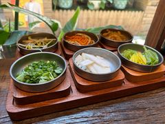 -银米·云南传统过桥米线(双廊黑金冠店)