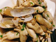 -沪小胖小龙虾(淮海中路旗舰店)