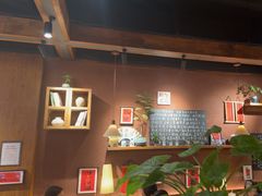 -巴卤社老火锅(财富店)