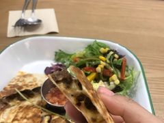 -HELLO 27 意面·沙拉·帕尼尼