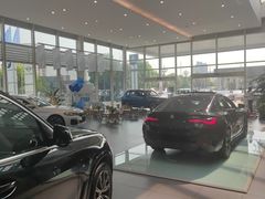 -南充通源宝马4S店(高坪店)