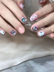 -Fanni美甲美睫皮肤管理