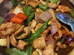 -牛头鱼庄·地道广西菜(西明店)