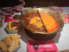 -九鼎轩脆毛肚火锅(三钢里店)