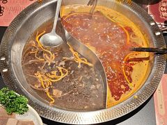 -廖掌柜·重庆鲜货火锅(上海首店)