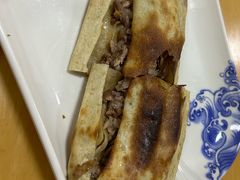 -宝光熏肉鞋底火烧(新街口店)