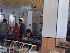 -闫家驴肉老店(华电一校店)
