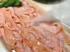 -渝嘴小老弟老火锅(华新村店)