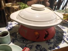 -卢大鲜鱼头捞饭(美利广场店)