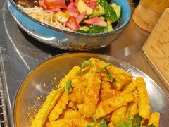 -马路牙子烧烤音乐酒馆(望京店)